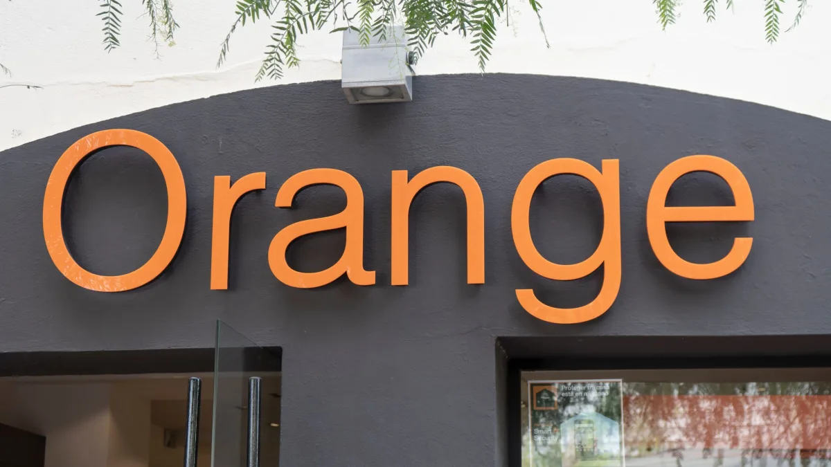 Orange acquires Dome platform to expand secure private 5G