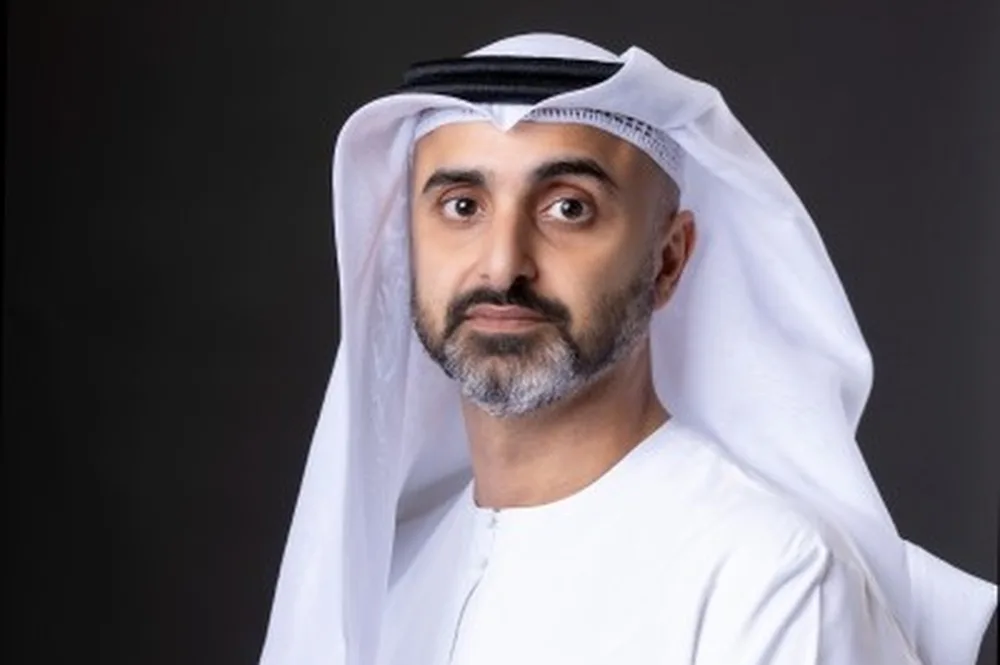 e&’s Group CEO announces departure after six years and record results