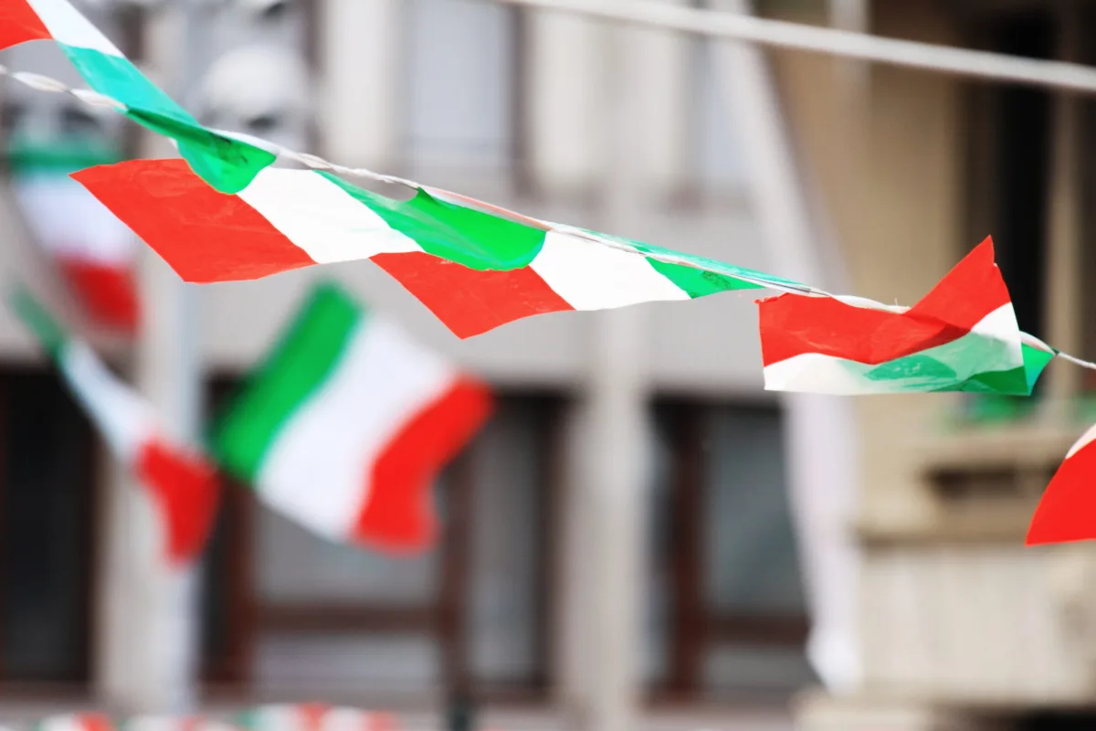 Reuters reports Iliad and CK Hutchison in talks to merge Italian assets