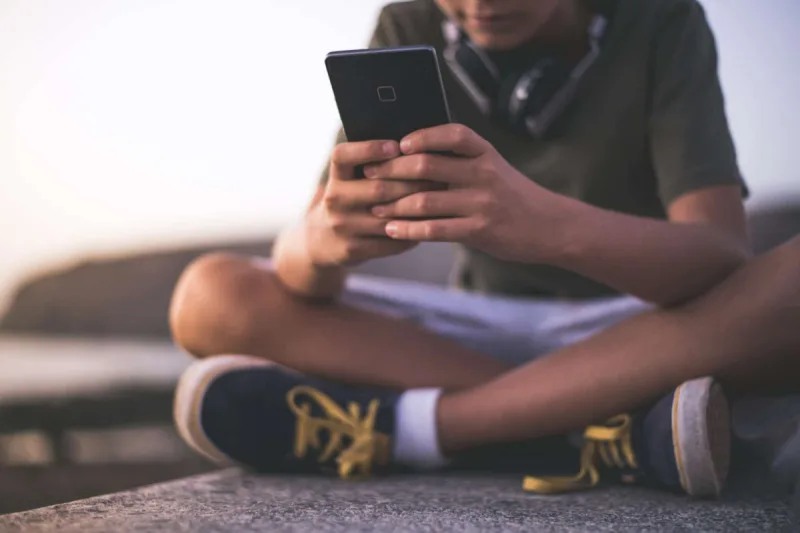 Germany sets graduated age model for social media ahead of d-you wallet launch